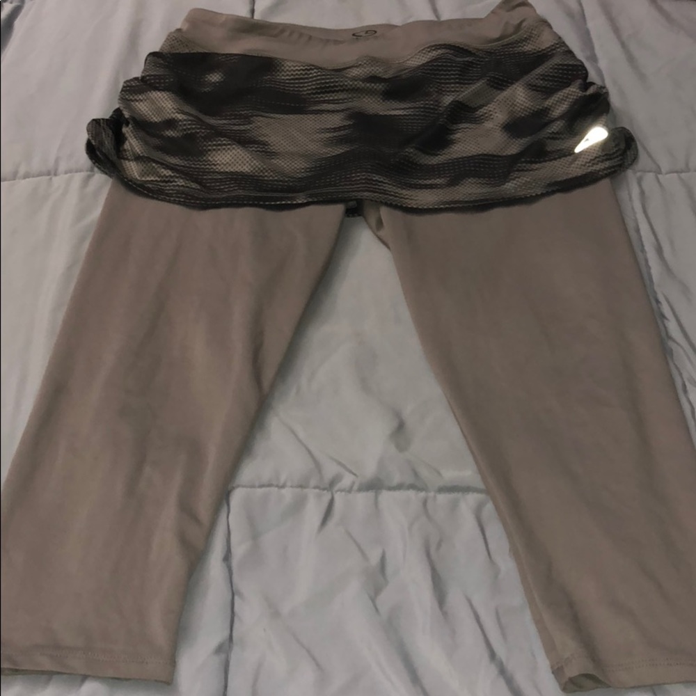 Leggings with skirt